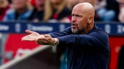 テン・ハグ監督はわずか3試合で突然解雇された