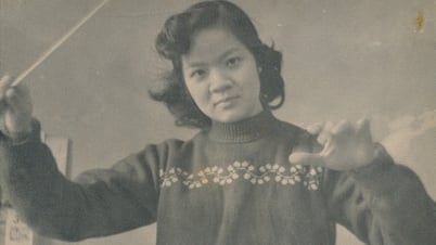 Vietnams erste Dirigentin, die verdiente Künstlerin Binh Trang, ist gerade verstorben.