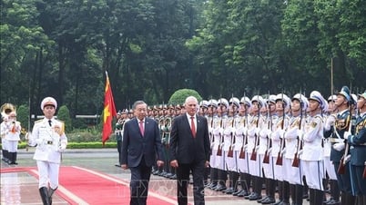 Offizielle Begrüßungszeremonie für den Ersten Sekretär der Kommunistischen Partei Kubas, Präsidenten der Republik Kuba