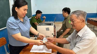ชาวนครโฮจิมินห์ได้รับของขวัญวันประกาศอิสรภาพอย่างมีความสุข