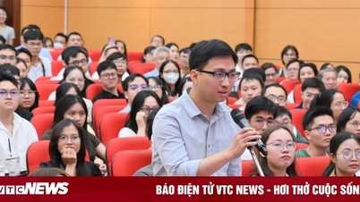 Quelles spécialisations choisissent les 20 meilleurs résidents de l'Université de médecine de Hanoi ?