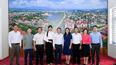 Leiter des Außenministeriums der Provinz Xieng Khouang statten dem Außenministerium von Tuyen Quang einen Höflichkeitsbesuch ab