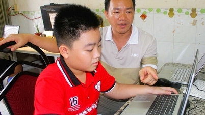 Cậu bé 10 tuổi ấp ủ niềm đam mê lập trình