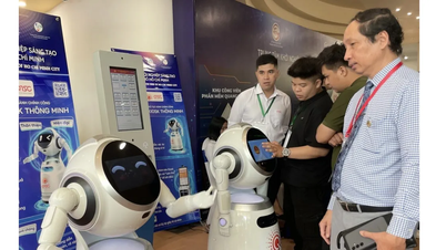 Memperkenalkan banyak robot dan penyelesaian AI "Make in Vietnam".