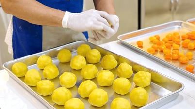 Thị trường bánh trung thu nhộn nhịp vào mùa