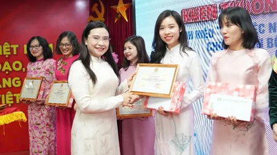 Lần đầu tiên trao Giải thưởng “Nữ đoàn viên công đoàn năng động, sáng tạo, trách nhiệm”