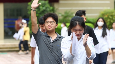 3 trường THPT ở Hà Nội có nhiều học sinh đỗ ĐH Kinh tế Quốc dân nhất năm 2025