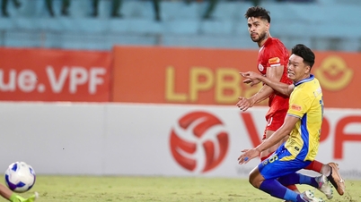 Hanoi FC poniosło porażkę i pogrążyło się w jeszcze większym kryzysie: Cong Viettel awansuje w Pucharze Krajowym.