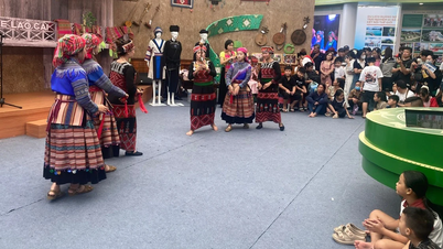 Ulusal Başarılar Sergisi'nde Lao Cai eyaletinin standını yaklaşık 2 milyon ziyaretçi ziyaret etti