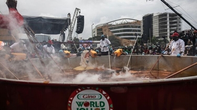 Gigantyczny garnek ryżu jollof z Nigerii ustanowił rekord Guinnessa