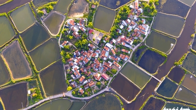 Einzigartiges Dorf wie eine schlafende „Oase“