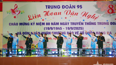 กองทหารที่ 95 จัดกิจกรรมศิลปะเพื่อเฉลิมฉลองครบรอบ 80 ปีวันสำคัญทางศิลปะ