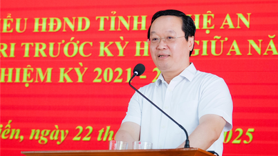 Nghe An Provincial Party Secretary Nguyen Duc Trung met with voters of Hung Tien commune (Nam Dan)