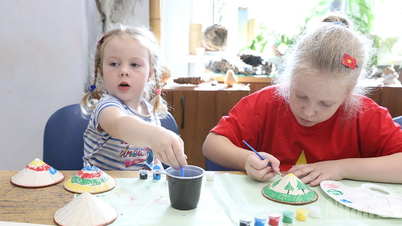 [Foto] Verbreitung der vietnamesischen Kultur an russische Kinder