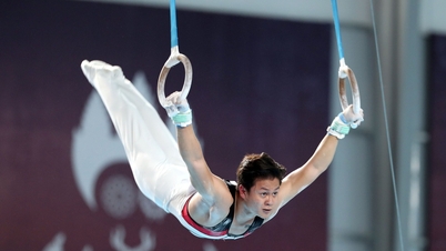 Khanh Phong meninggalkan Kejohanan Gimnastik Kebangsaan untuk meratapi bapanya.