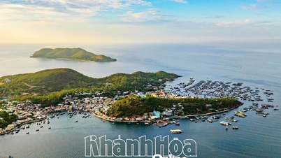 Khanh Hoa İl Parti Komitesi 2025-2030 dönemi 1. Kongresi'nin Karşılanması: Deniz ve ada kaynaklarının potansiyelinin teşvik edilmesi