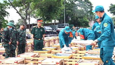 PERINGATAN 80 TAHUN REVOLUSI AGUSTUS DAN HARI NASIONAL 2-9 300 pertunjukan kembang api siap diluncurkan untuk merayakan Hari Kemerdekaan