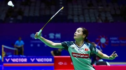 テニス選手のグエン・トゥイ・リンは世界ランキング18位に上がり、非常に素晴らしい前進を遂げた。