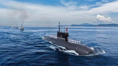 [Photo] Défilé des forces armées en mer