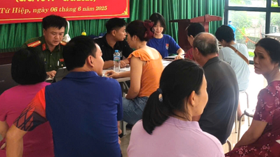 Selesai transfer uang ke komune dan distrik untuk memberikan hadiah Hari Nasional