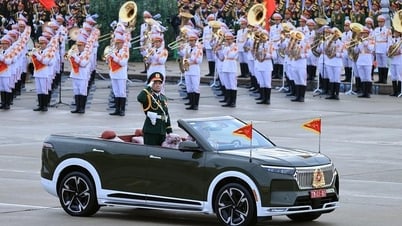 Fotoserie: Paradeblöcke der Vietnamesischen Volksarmee an der A80