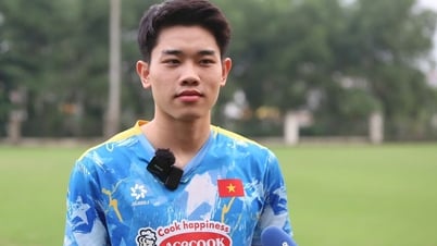 Striker Nguyen Dinh Bac: U23 Vietnam bertekad membawa kegembiraan bagi para penggemar pada kesempatan Hari Nasional 2 September