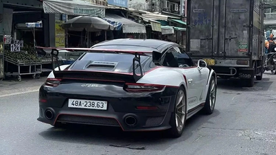 Tỷ phú USD Việt săn biển 23863 cho Porsche 911 GT2 RS hơn 24 tỷ đồng