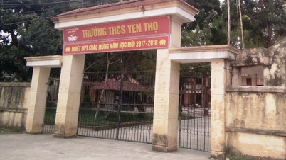 ឪពុក​ម្តាយ​សម្រុក​ចូល​សាលា​ស្រែក​ឆោឡោ​ព្យាយាម​វាយ​គ្រូ។