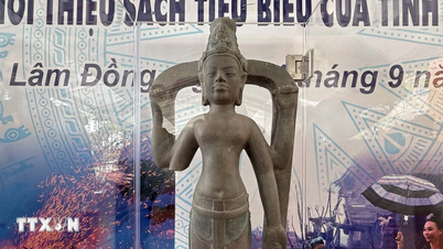 Temukan Patung Avalokitesvara Bac Binh - Harta Karun Nasional yang terbuat dari batu pasir