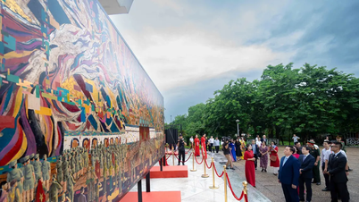 Kéo dài thời gian triển lãm có tác phẩm đạt kỷ lục thế giới tại Bảo tàng Hồ Chí Minh