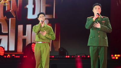 Vu and Nguyen Hung made thousands of audiences sob with "What could be more beautiful"