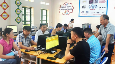 Komune Bat Xat menganjurkan 2 kursus latihan untuk meningkatkan kemahiran aplikasi teknologi maklumat untuk 160 orang.