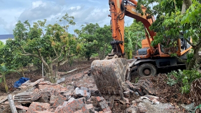 Pengalaman dalam mengendalikan pelanggaran tanah di komune Ha Tay.
