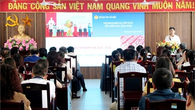 El Departamento de Educación y Capacitación de Hanoi celebró una conferencia sobre asuntos educativos al comienzo del año escolar 2025-2026 en el nivel secundario.