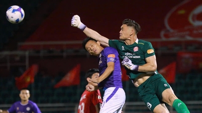 Đội tuyển Việt Nam xây hàng thủ toàn 'Tây': Quyết thắng Malaysia và vô địch AFF Cup
