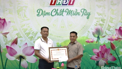 Báo và Phát thanh, truyền hình Đồng Tháp nhận Bằng khen vì đóng góp hỗ trợ tuyên truyền sự kiện lớn của đất nước