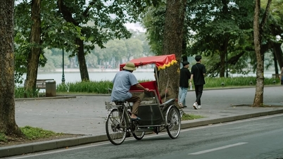 Khách Tây bị 'chặt chém' 1,2 triệu đồng khi đi thăm phố cổ Hà Nội bằng xích lô