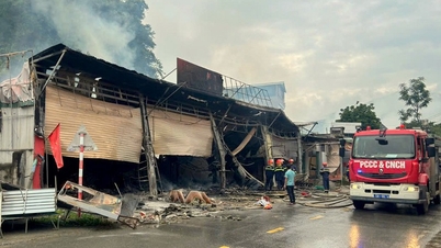 Khong Lao: In 2 Geschäften und 1 Haus brach Feuer aus