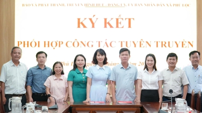 ​ເຜີຍ​ແຜ່​ບັນດາ​ຄຸນຄ່າ​ອັນ​ດີງາມ​ຂອງ​ຕາ​ແສງ ຝູ​ເລືອ​ກ ຜ່ານ​ໜັງສືພິມ ​ເຫ້ວ, ວິທະຍຸ ​ແລະ ​ໂທລະພາບ