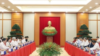 សន្និបាតគណៈកម្មាធិការរណសិរ្សមាតុភូមិ៖ ភ្ជាប់ស្មារតីឯកភាពជាតិដ៏អស្ចារ្យ