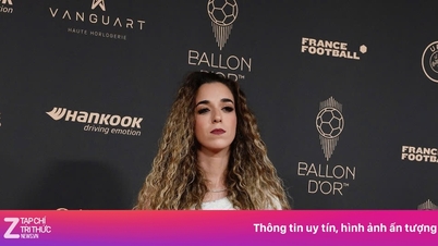 زوجة جوتا تحضر حفل توزيع جوائز الكرة الذهبية