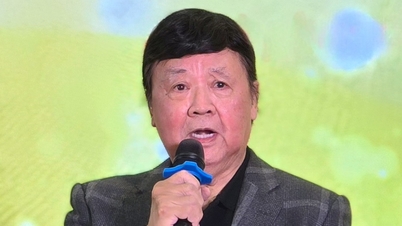 Bao Quoc művészt meghatotta az 1 milliárd VND adomány, amelyet a nehéz helyzetben lévő művészek megsegítésére hoztak létre.