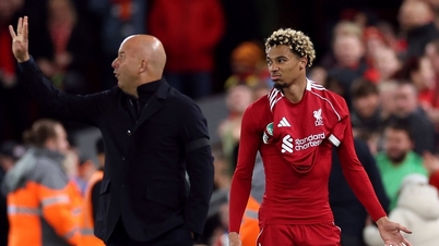 Liverpool porazil Southampton 2:1, Arne Slot vynadal svým studentům za „hloupost“
