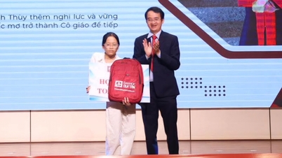 장애 여학생, 전액 장학금 받고 대학 꿈 이어가