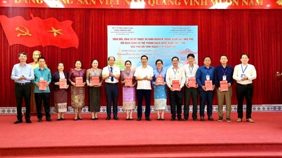 A CDC Lao Cai fogadta és együttműködött Vientiane tartomány (Lao NDR) Egészségügyi Minisztériumának küldöttségével.
