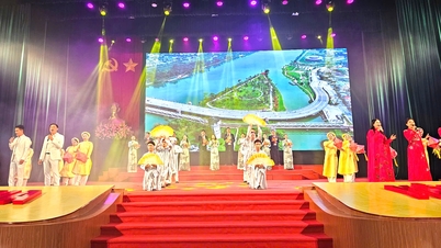 Tổng duyệt chương trình Đại hội Thi đua yêu nước thành phố Huế lần thứ VI