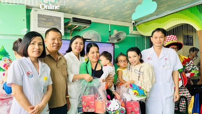 Bệnh viện Đa khoa Khánh Hòa tổ chức Tết Trung thu cho bệnh nhi
