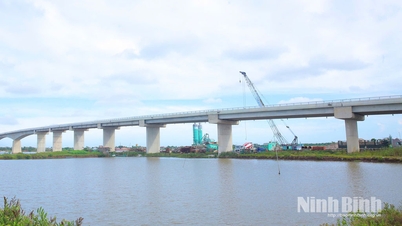Đường bộ ven biển (giai đoạn I): Khơi thông hành lang kinh tế biển Ninh Bình