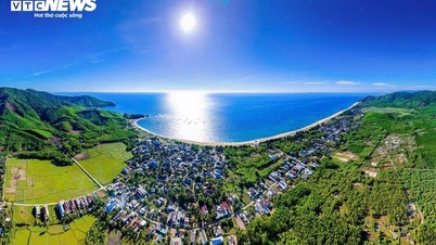 Visit Lo Dieu fishing village in Gia Lai to see fishermen 'drawing' clover on the sea