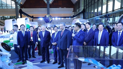 جشن پنجاهمین سالگرد پتروویتنام